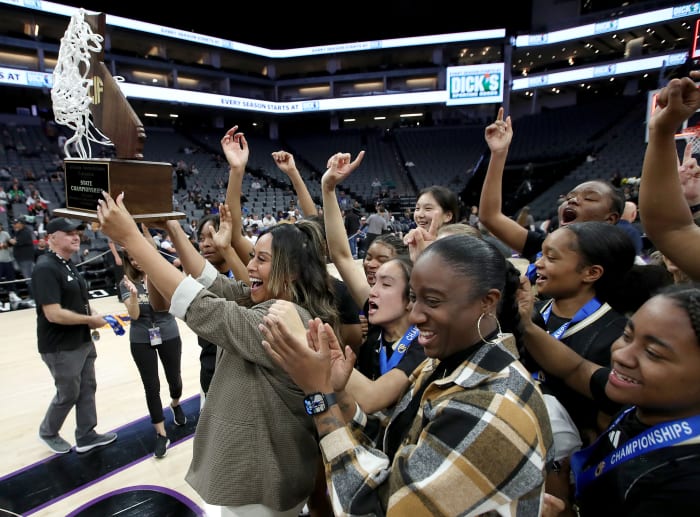 Bishop Montgomery vs Bishop O'Dowd CIF State D1 Final March 8, 2024 Photo-Dennis Lee75